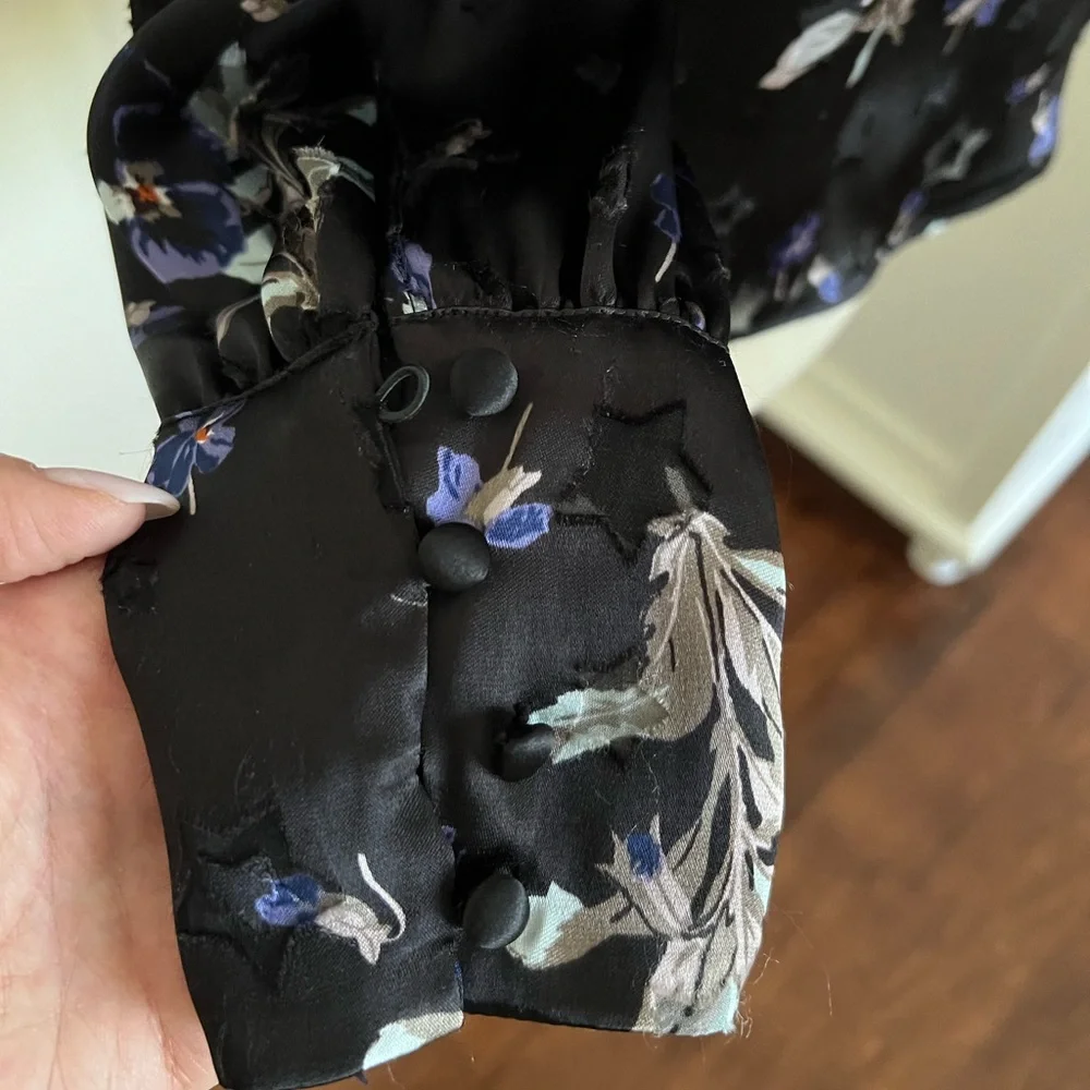 Rebecca Taylor Satin Burnout Scarf Neck Top - Violet Floral Size 4 - Picture 10 of 14